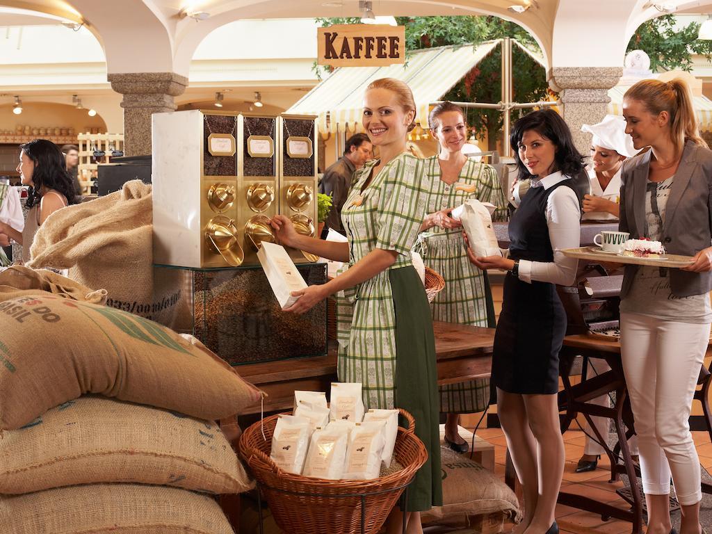 מלון סאטלדט Landzeit Restaurant Voralpenkreuz מראה חיצוני תמונה